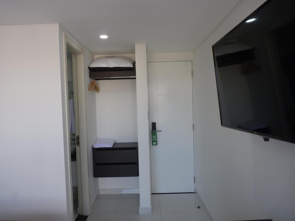 Hotel Business Center 波帕扬 外观 照片