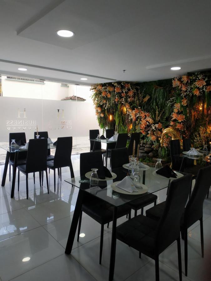 Hotel Business Center 波帕扬 外观 照片