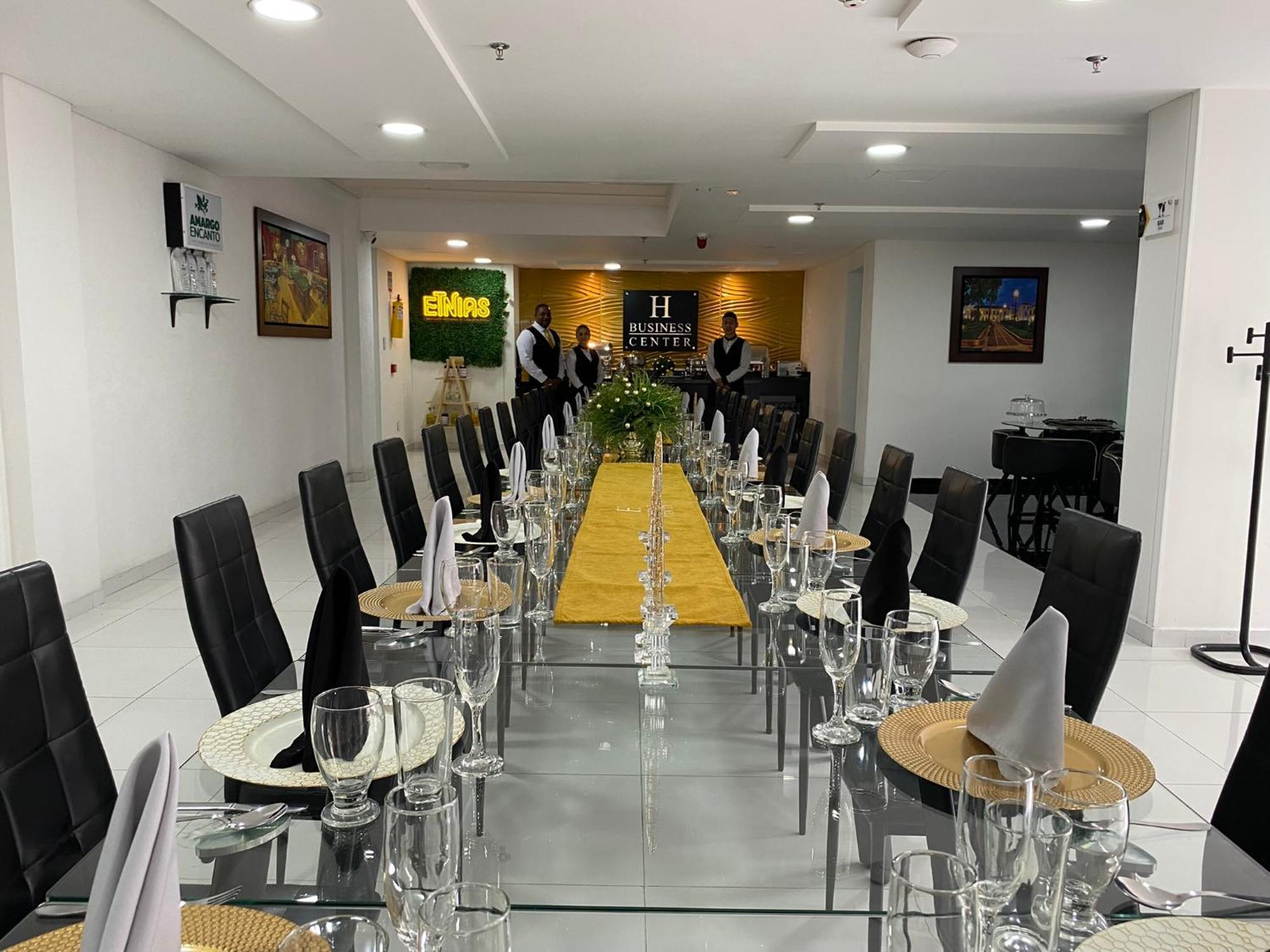 Hotel Business Center 波帕扬 外观 照片