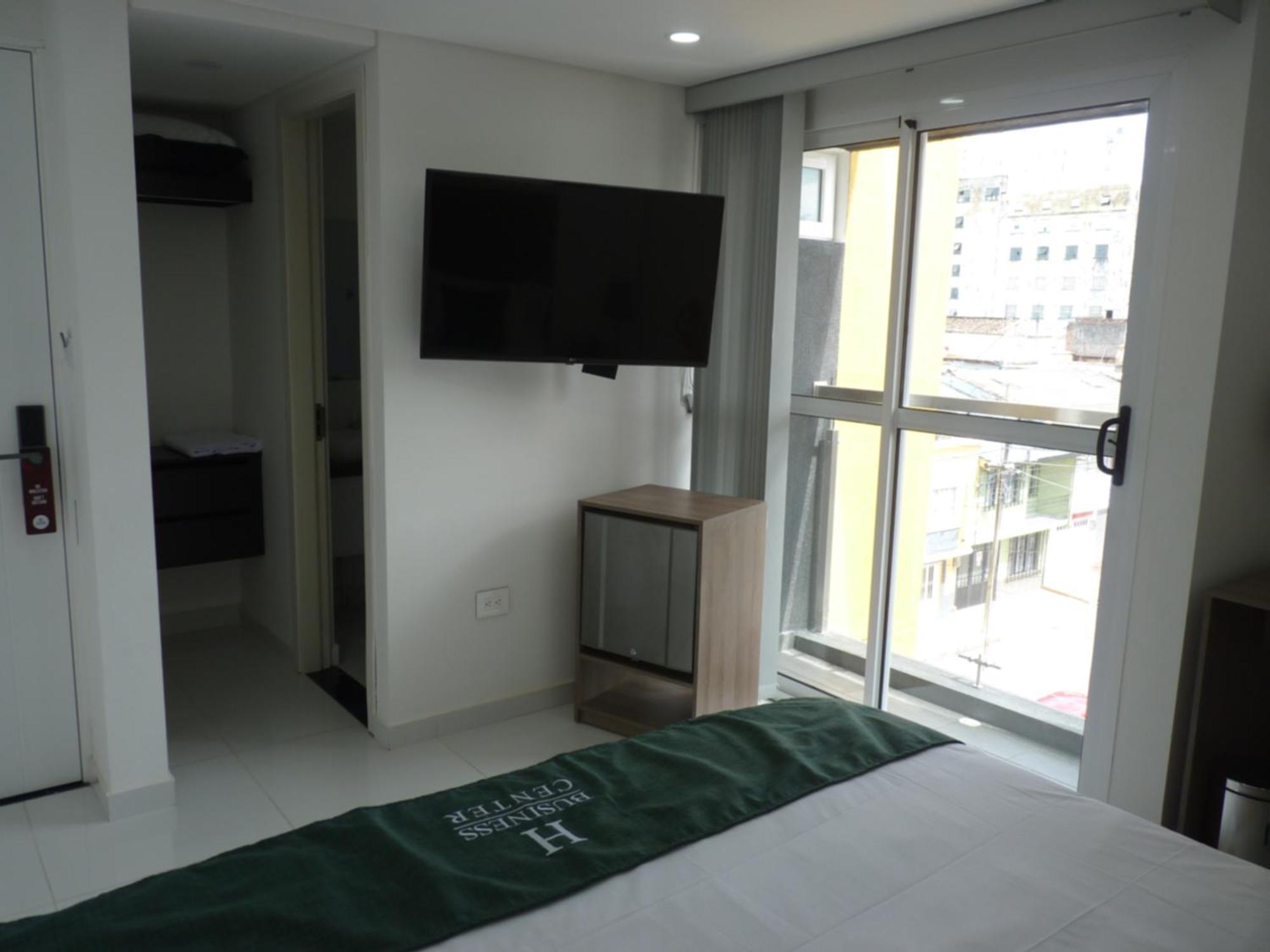 Hotel Business Center 波帕扬 外观 照片